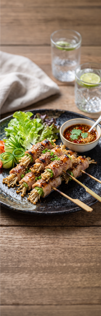 หมูพันผักย่างซอสสุกี้